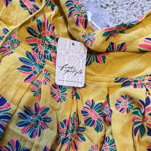 Floral Yellow Tank Top - Picture 2 of 4